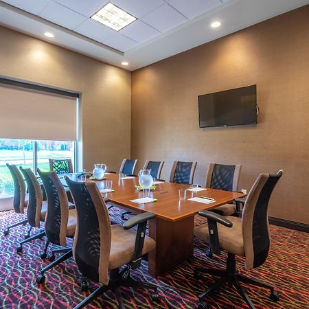 Holiday Inn Murfreesboro By Ihg Exterior foto